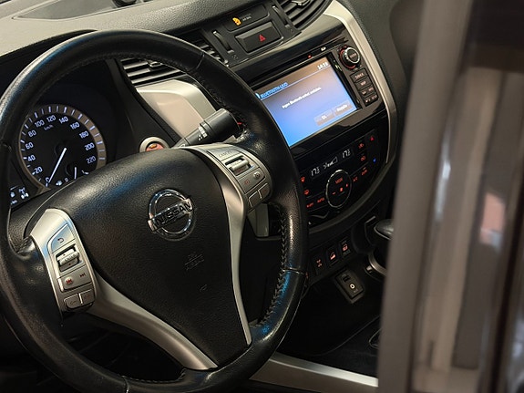 Nissan Navara 21 of 30