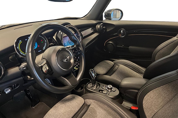 MINI Cooper SE 12 of 27