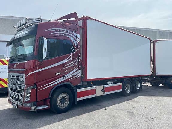 Volvo FH16 2 of 3