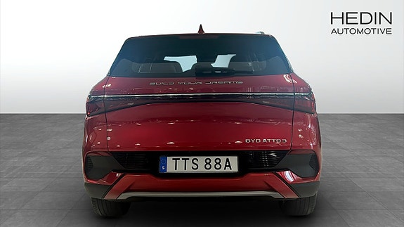 BYD Atto 3 7 of 9