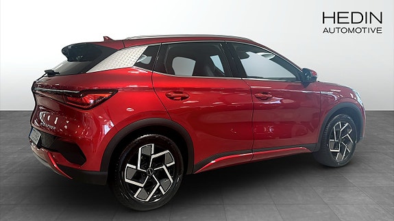 BYD Atto 3 2 of 9