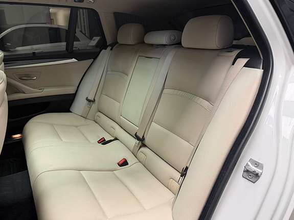 BMW 520d 14 of 25
