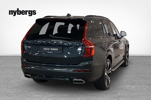 Volvo XC90 4 of 19