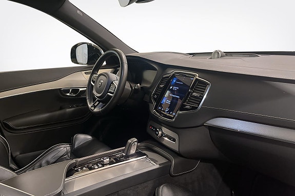 Volvo XC90 9 of 19