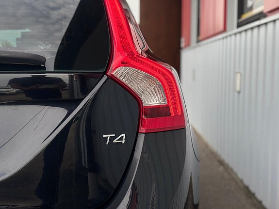 Volvo V60 26 of 26