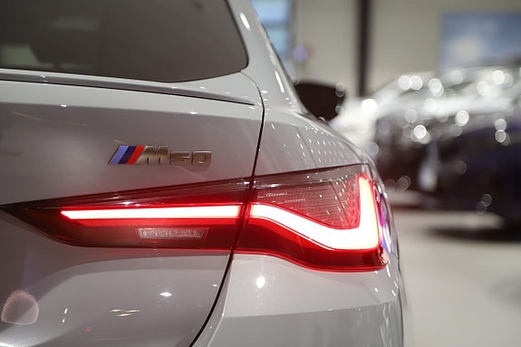 BMW i4 8 of 15
