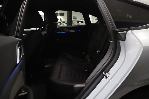 BMW i4 15 of 15