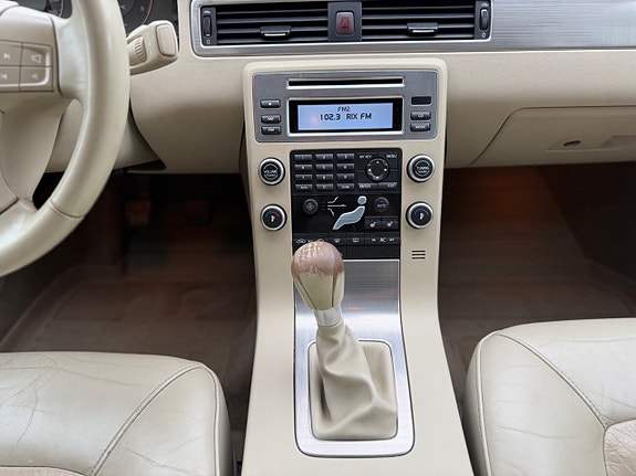 Volvo S80 19 of 23