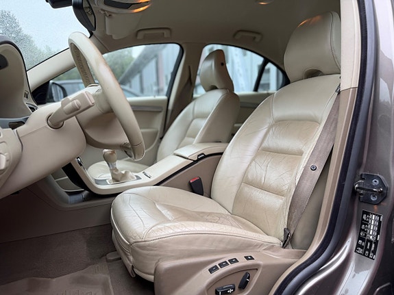 Volvo S80 10 of 23
