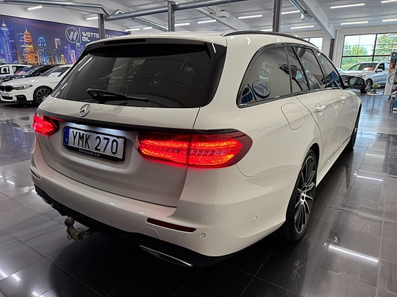 Mercedes-Benz E220 6 of 25