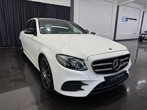 Mercedes-Benz E220 5 of 25