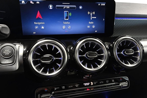 Mercedes-Benz GLB220 d 23 of 24