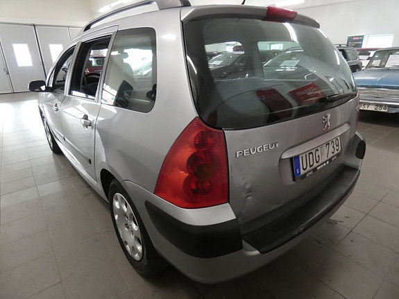 Peugeot 307 4 of 16