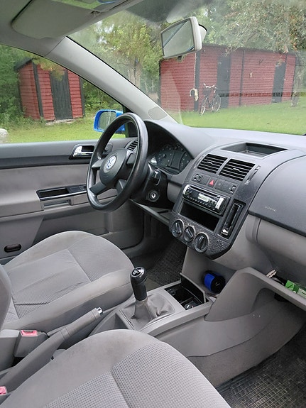Volkswagen Polo 3 of 6