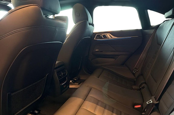 BMW i4 14 of 22