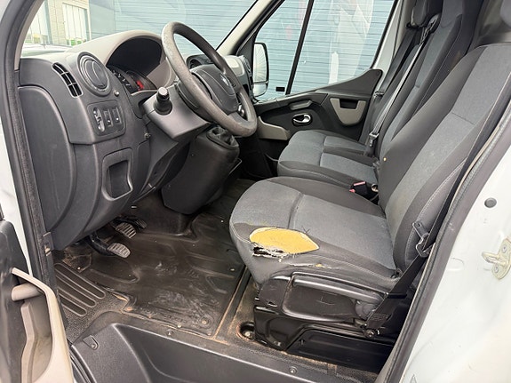 Renault Master 9 of 9