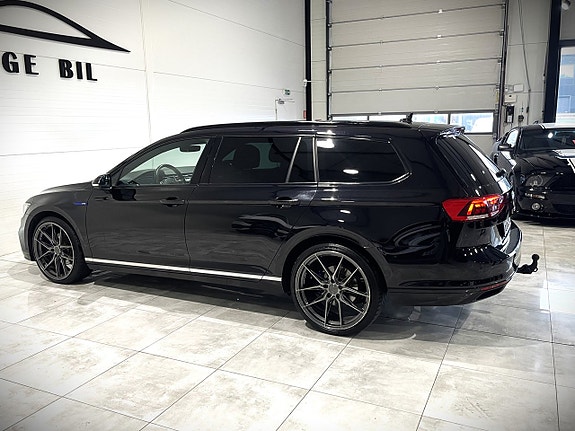 Volkswagen Passat 6 of 27