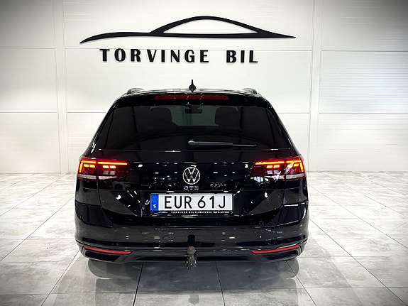 Volkswagen Passat 7 of 27