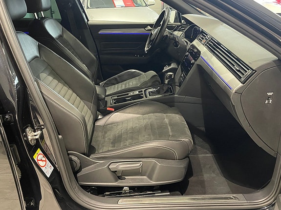 Volkswagen Passat 22 of 27
