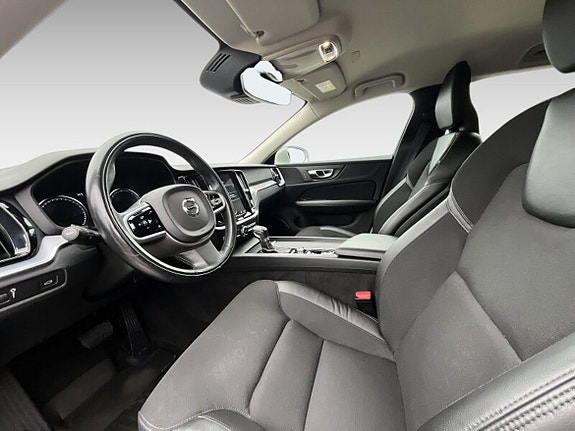 Volvo V60 10 of 20
