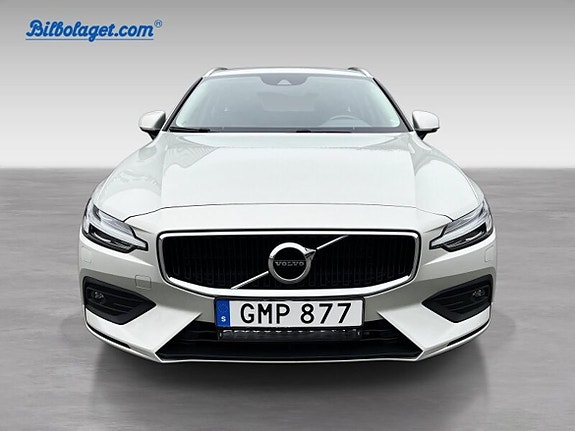 Volvo V60 2 of 20