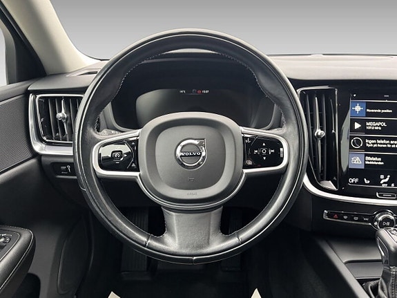 Volvo V60 14 of 20