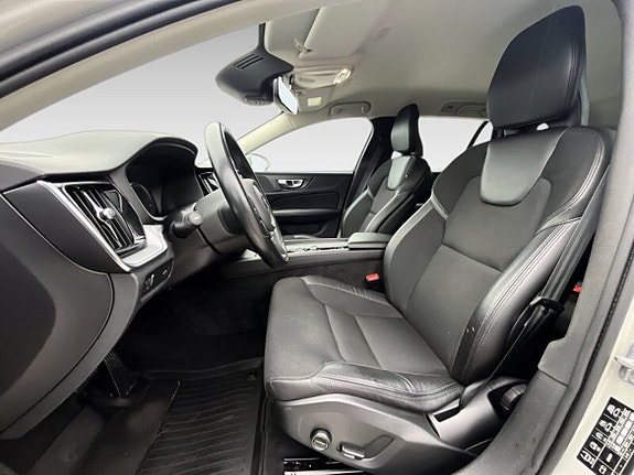 Volvo V60 9 of 20