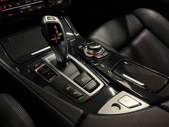 BMW 520d 15 of 21