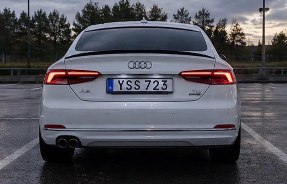 Audi A5 2 of 13