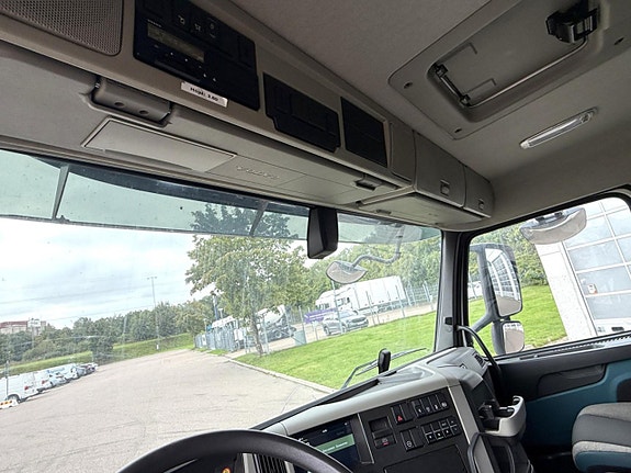 Volvo FM 42 R Distribution 7 of 9