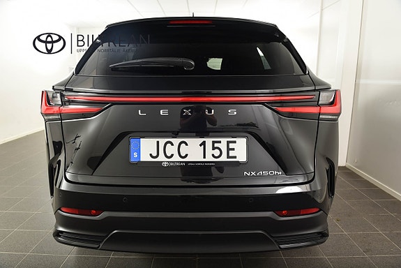 Lexus NX450h+ 4 of 20