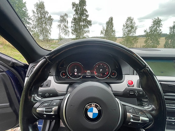 BMW 530d 3 of 7