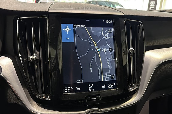 Volvo XC60 16 of 18
