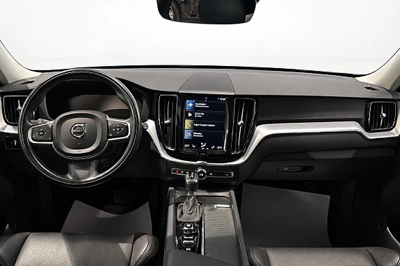 Volvo XC60 7 of 18