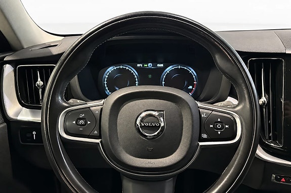 Volvo XC60 9 of 18