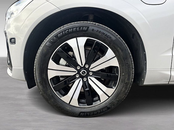Volvo XC60 8 of 20