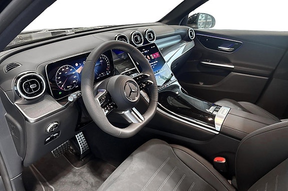 Mercedes-Benz GLC300 e 6 of 16