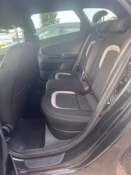 Kia Ceed 7 of 7