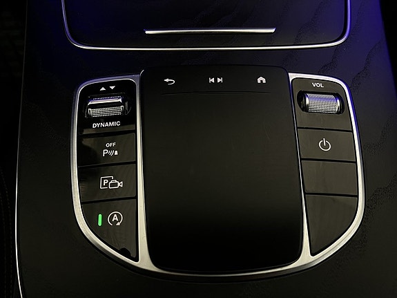 Mercedes-Benz E220 29 of 30