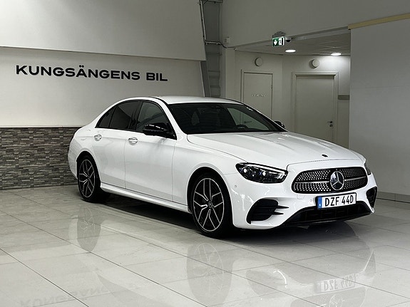 Mercedes-Benz E220 6 of 30