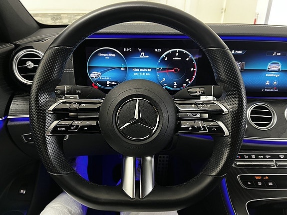 Mercedes-Benz E220 20 of 30