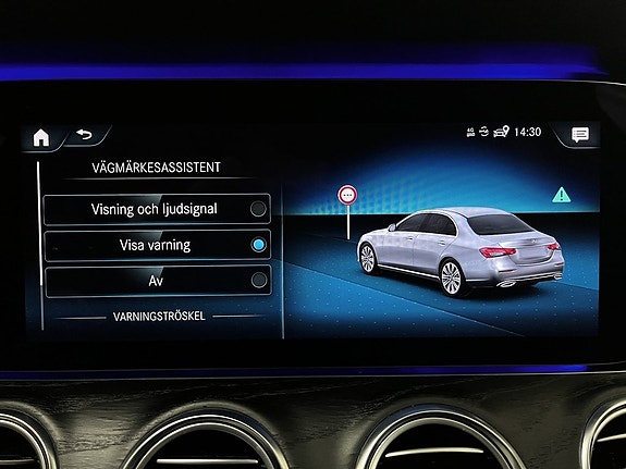 Mercedes-Benz E220 25 of 30