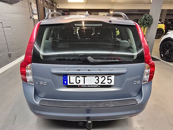 Volvo V50 6 of 12