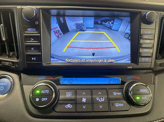 Toyota RAV4 15 of 16