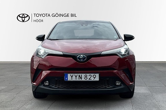 Toyota C-HR 6 of 13