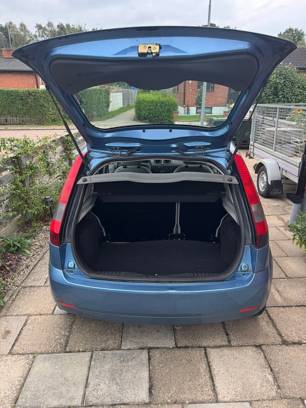 Ford Fiesta 7 of 7