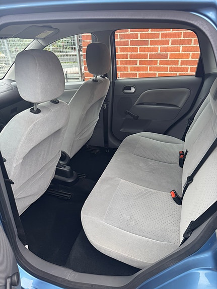 Ford Fiesta 6 of 7
