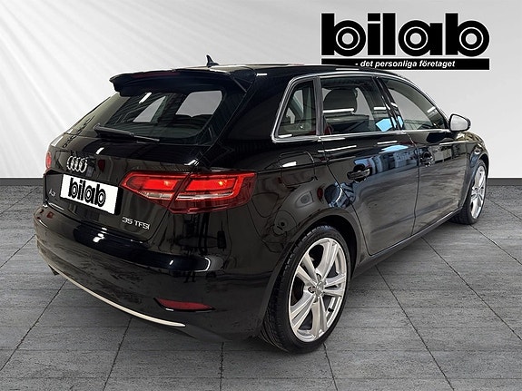 Audi A3 3 of 9