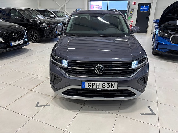 Volkswagen T-Cross 2 of 21