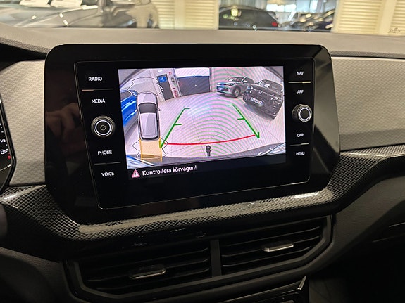 Volkswagen T-Cross 17 of 21